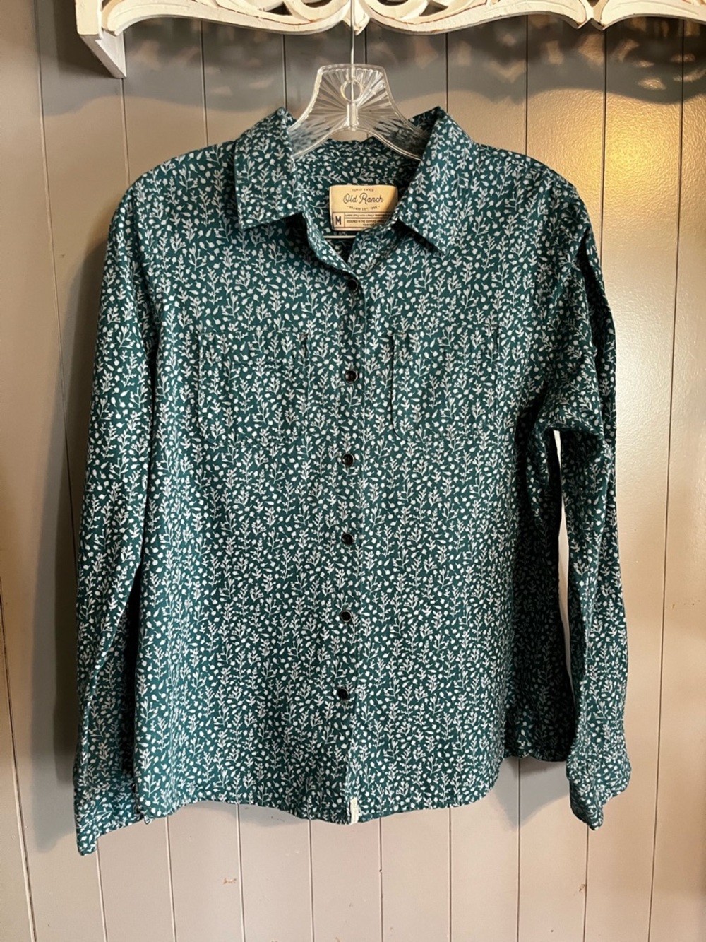 Old Ranch Teal Blue Floral Patterned Button Up Top